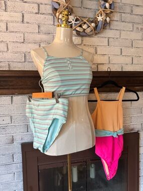 2 Pack Bathing Suits - Girls XXL (18)
